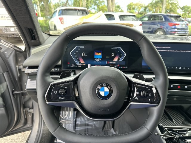 Used 2026 BMW 530i xDrive AWD/4WD image 14