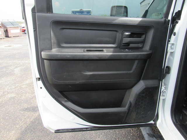 Used 2024 RAM 3500 Tradesman w/ Chrome Appearance Group AWD/4WD image 29