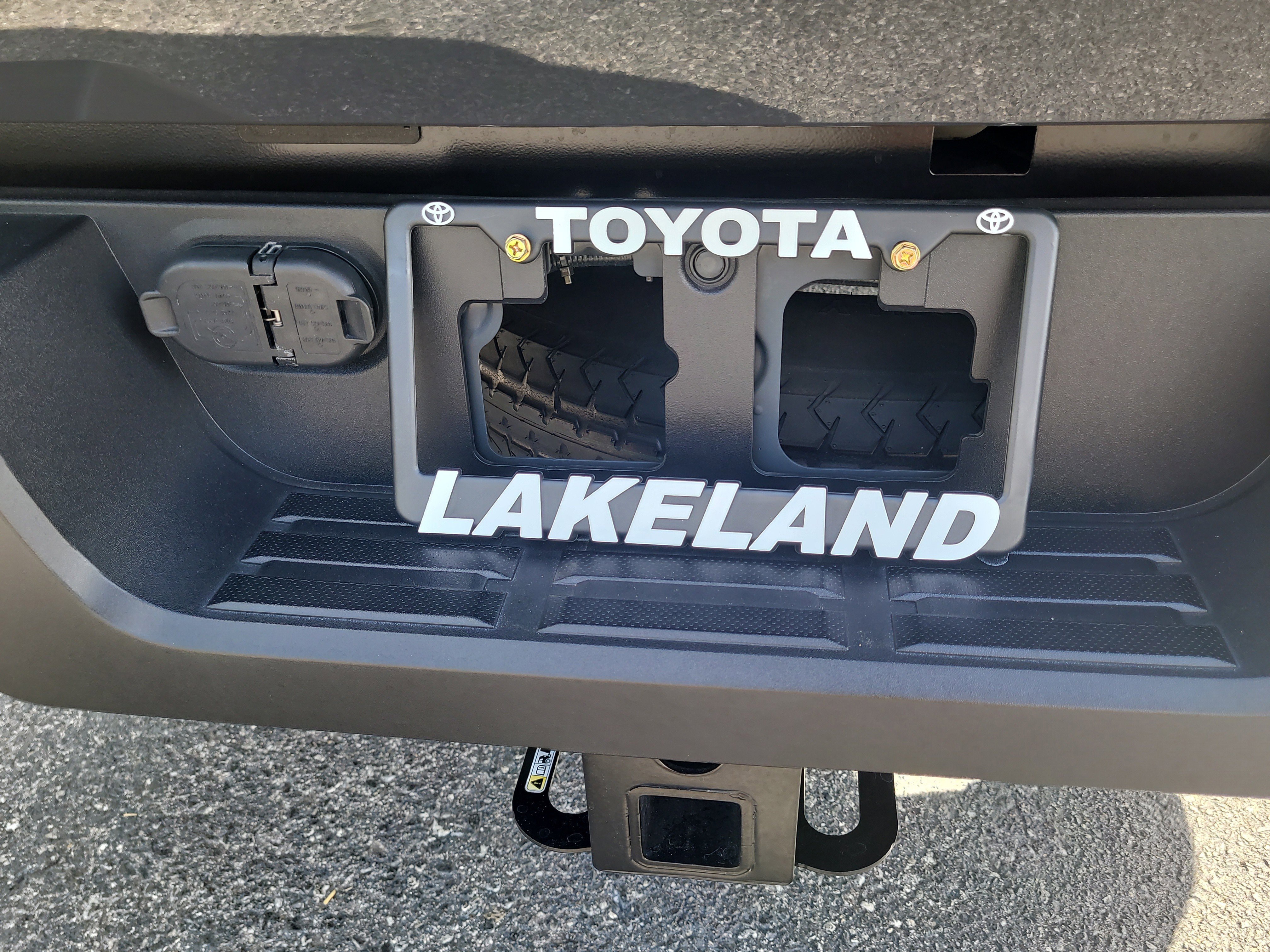 Used 2024 Toyota Tacoma SR5 image 11