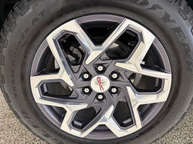 Used 2023 GMC Sierra 1500 SLT w/ SLT Premium Package image 12