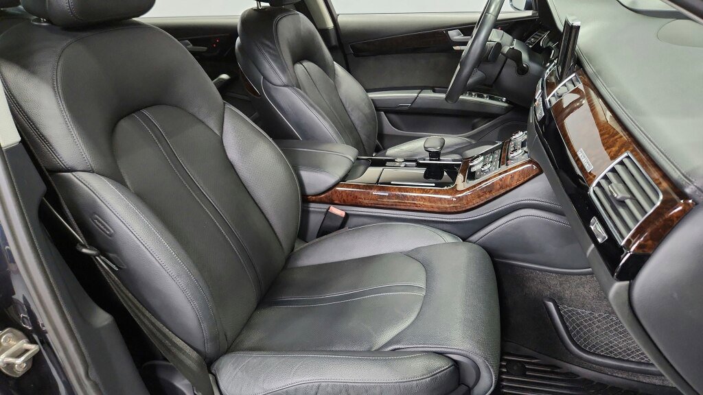 Used 2015 Audi A8 L 3.0T w/ Premium Package image 22