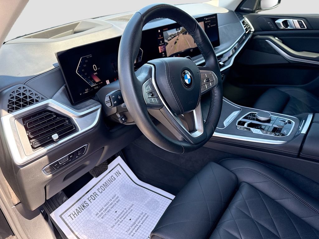 Used 2023 BMW X7 xDrive40i w/ Premium Package image 26