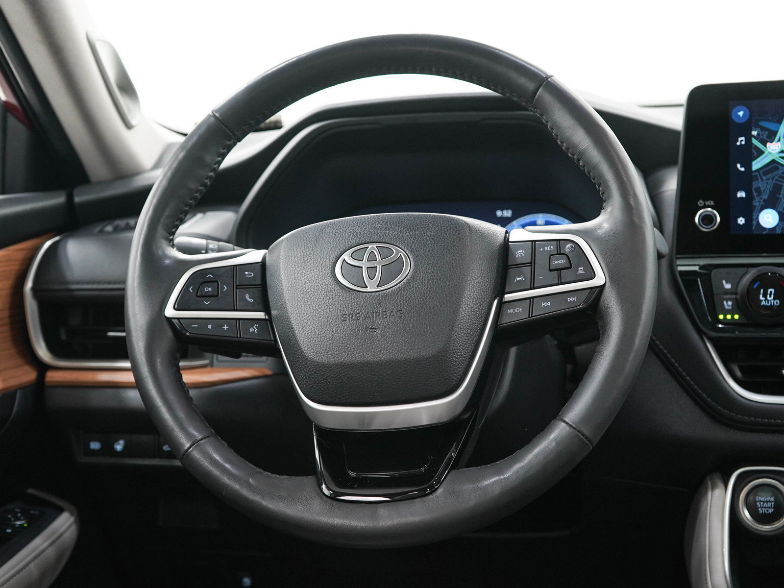 Used 2025 Toyota Grand Highlander AWD image 21