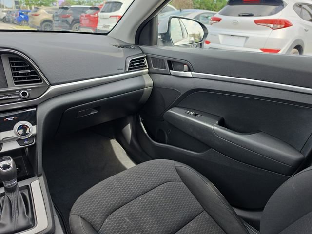 Used 2019 Hyundai Elantra SE w/ Cargo Package FWD image 9