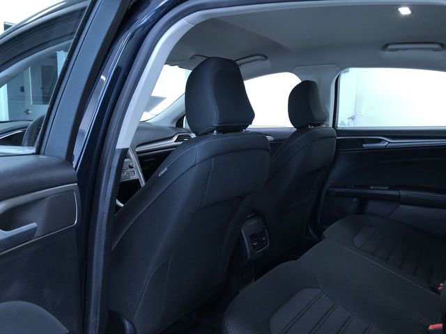 Used 2020 Ford Fusion SE image 19