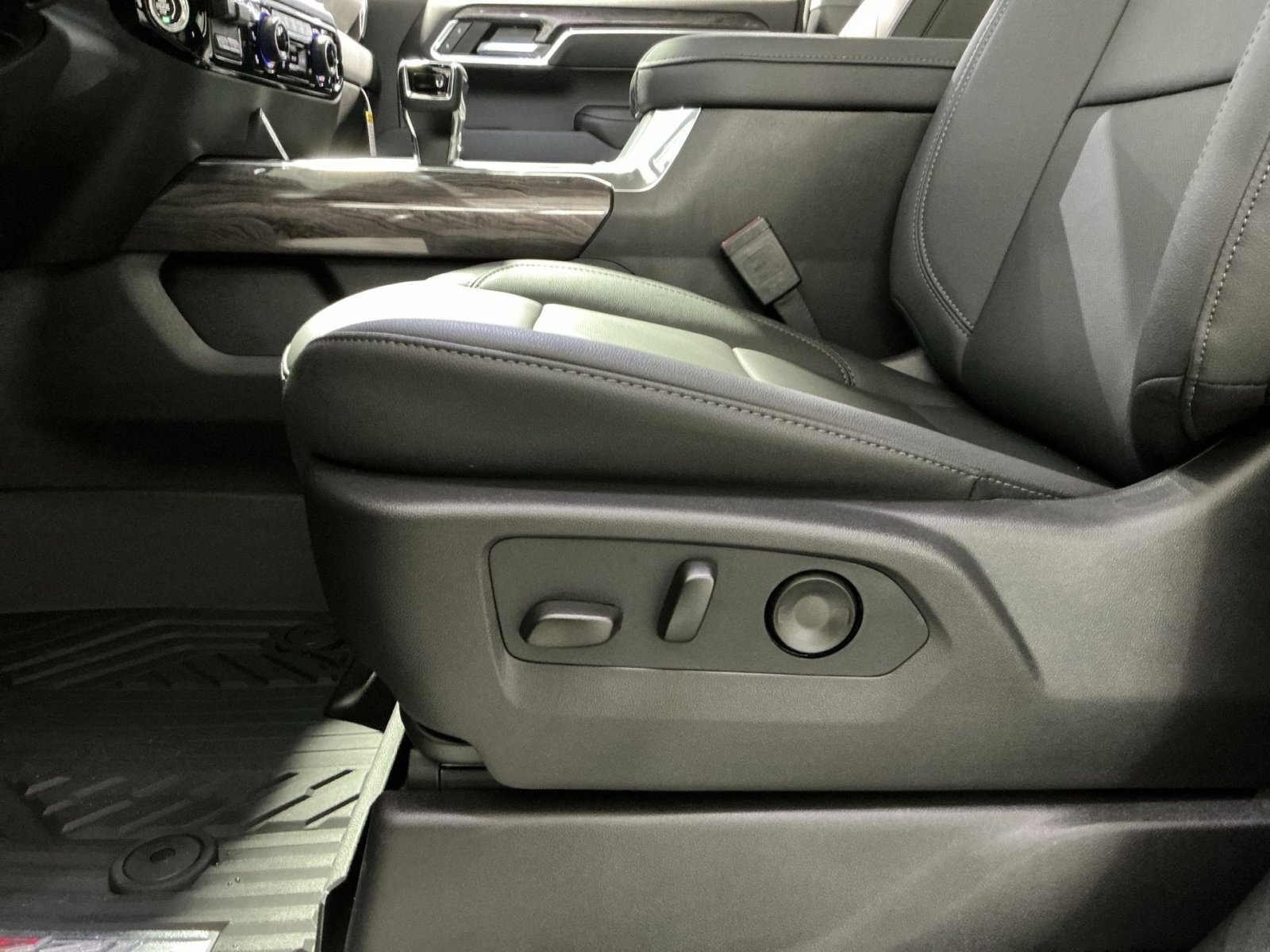 New 2026 Chevrolet Silverado 1500 LTZ image 22