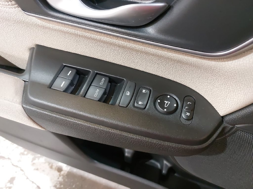 Used 2018 Honda CR-V EX image 26