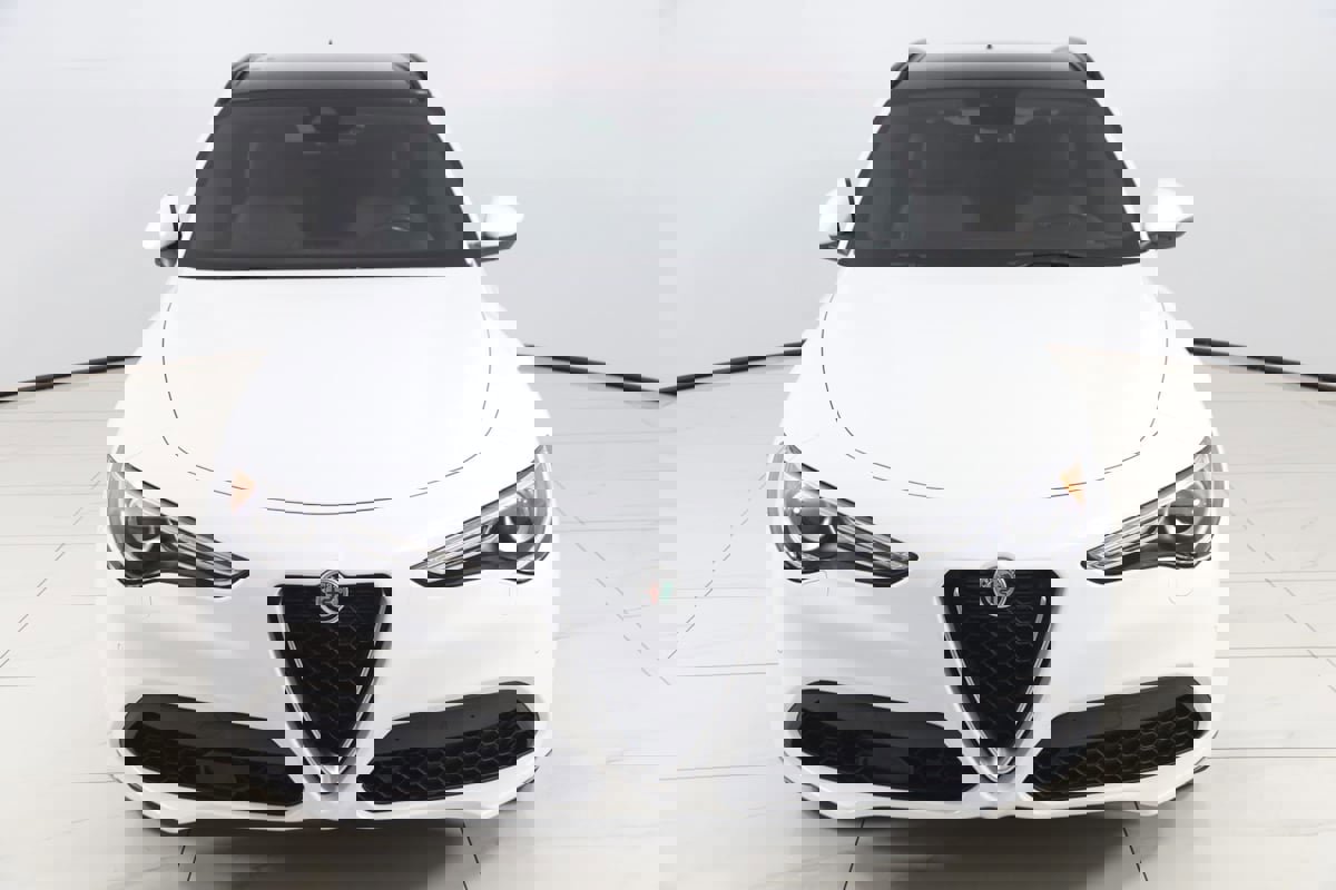 Used 2023 Alfa Romeo Stelvio Ti image 63