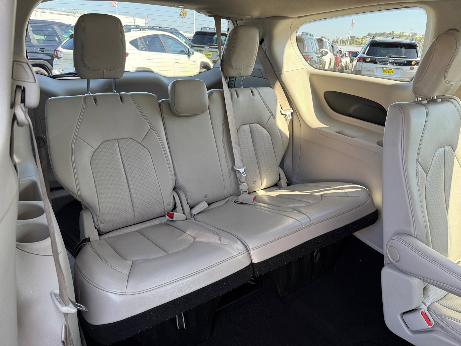 Used 2021 Chrysler Voyager Lxi FWD image 20