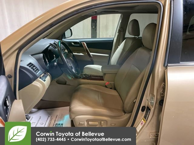 Used 2013 Toyota Highlander Limited image 15