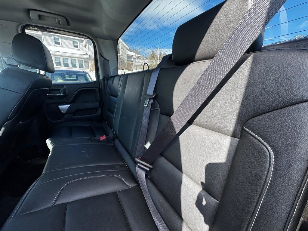 Used 2015 Chevrolet Silverado 2500 LT w/ LT Convenience Package AWD/4WD image 11