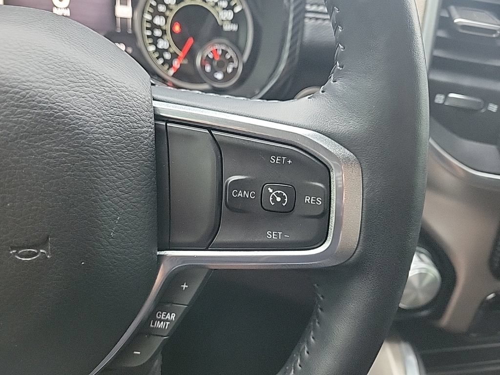 Used 2020 RAM 1500 Laramie AWD/4WD image 23