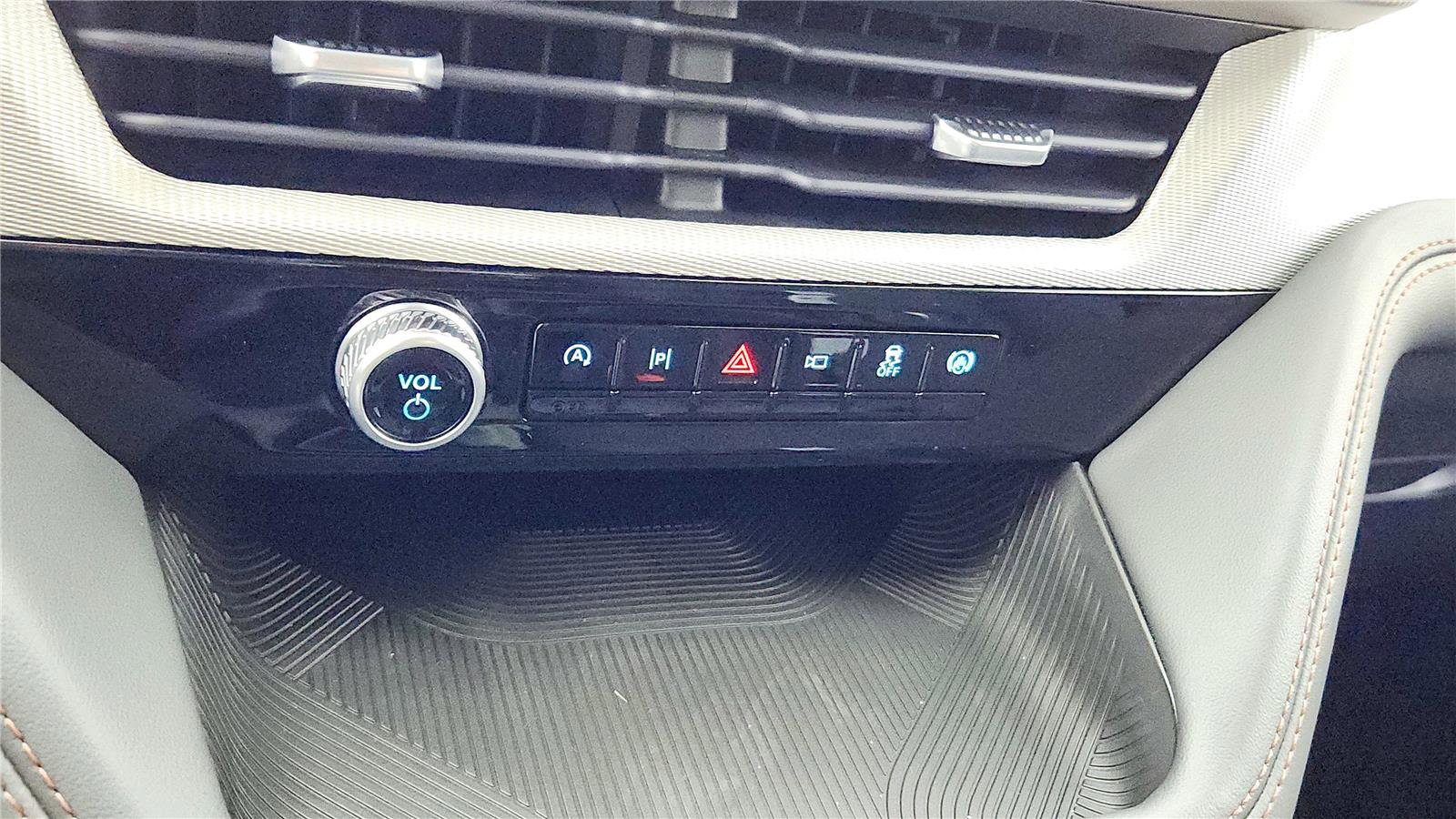 New 2026 Ford Explorer Active image 39