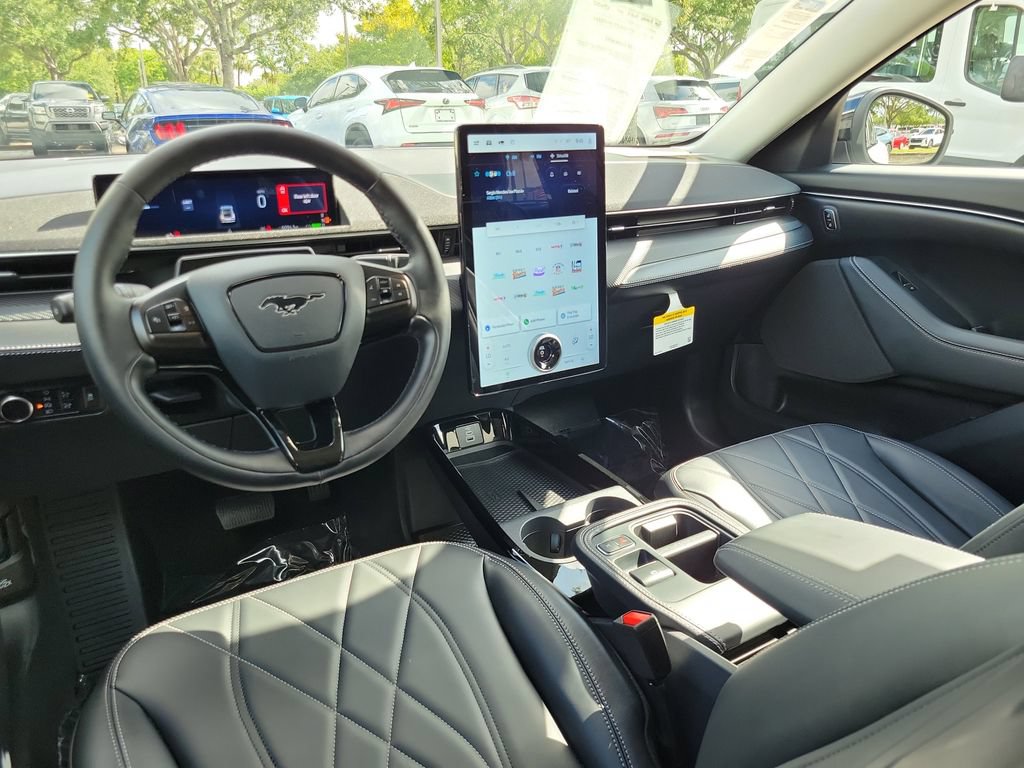 Certified 2025 Ford Mustang Mach-E Select RWD image 10