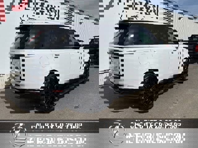 Used 2023 Land Rover Range Rover Long Wheelbase SE image 4