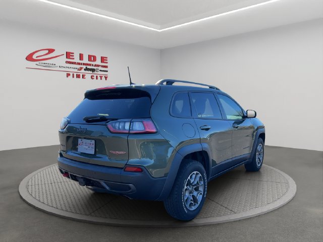 Used 2021 Jeep Cherokee Trailhawk w/ Trailer Tow Group AWD/4WD image 10