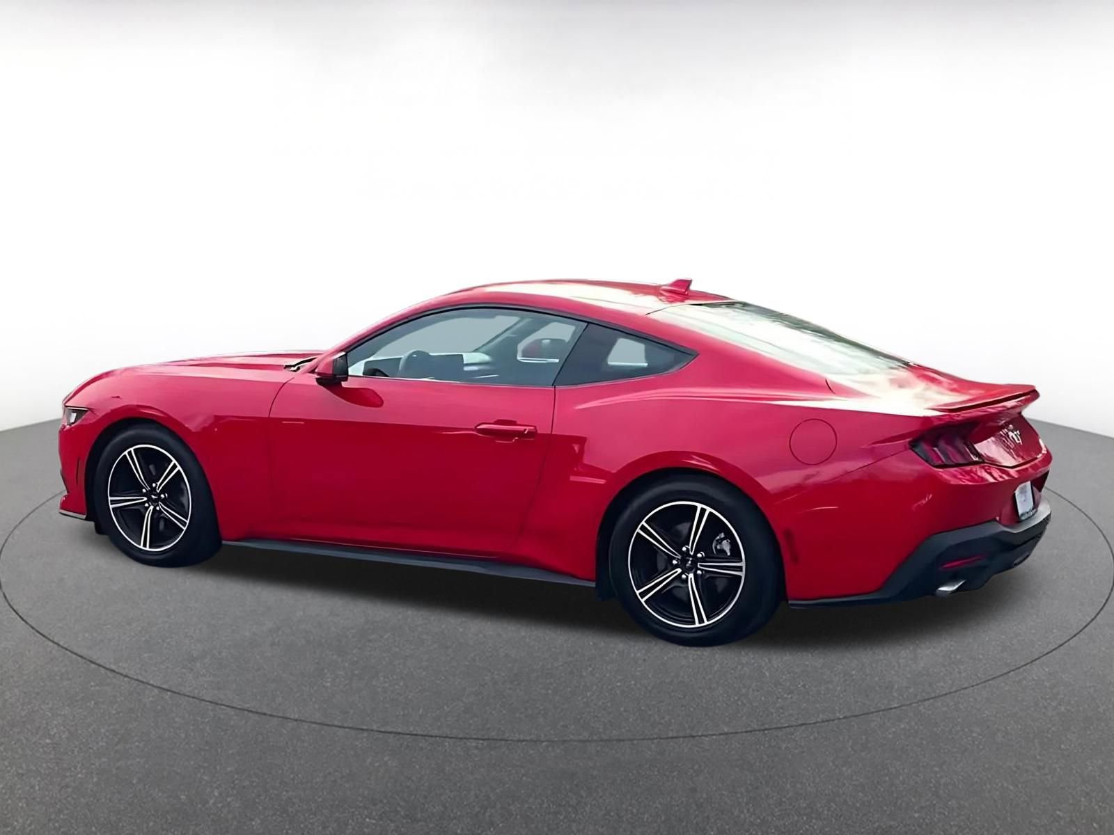 Used 2024 Ford Mustang Premium image 10