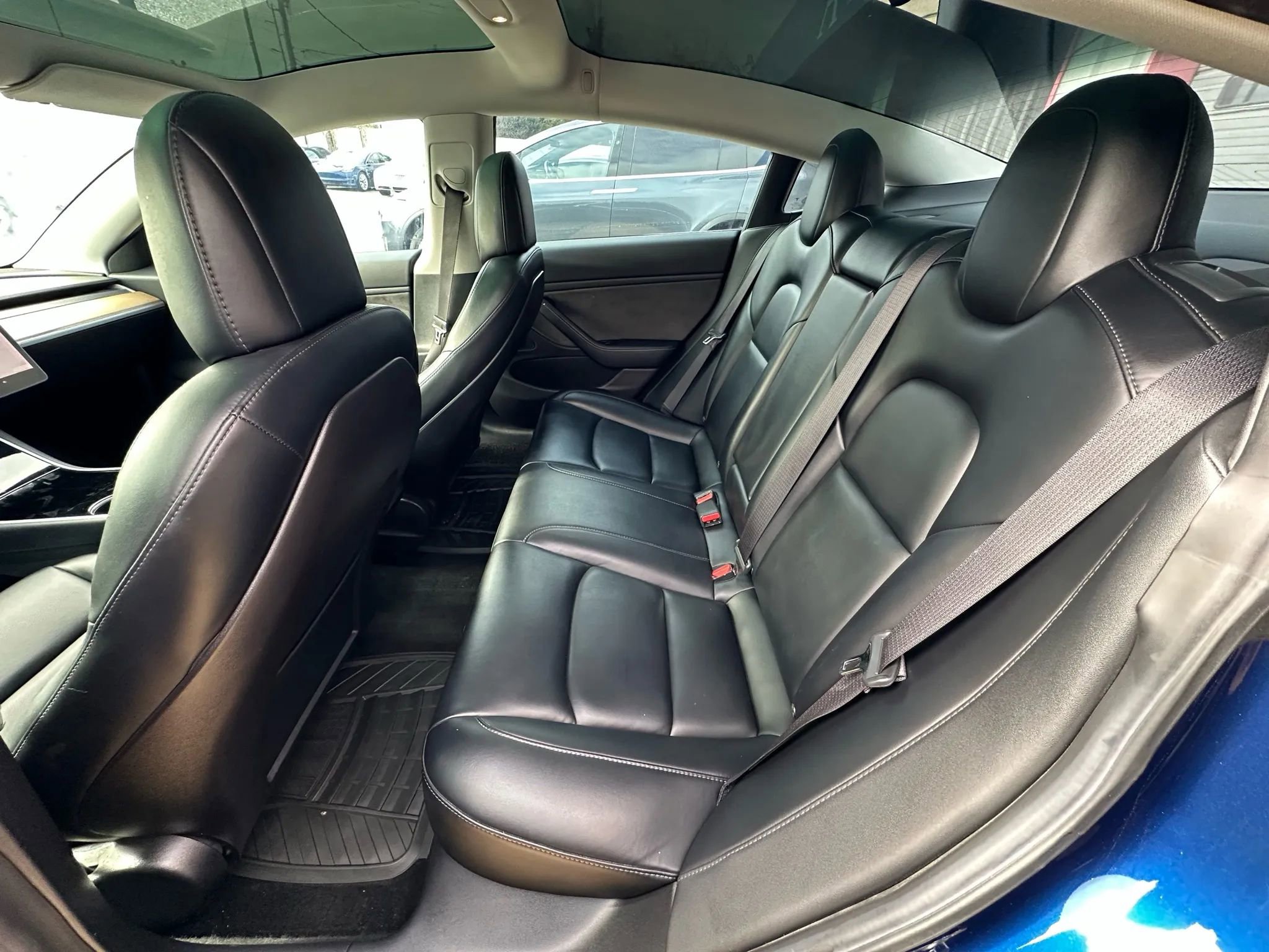 Used 2019 Tesla Model 3 Standard Range Plus image 17