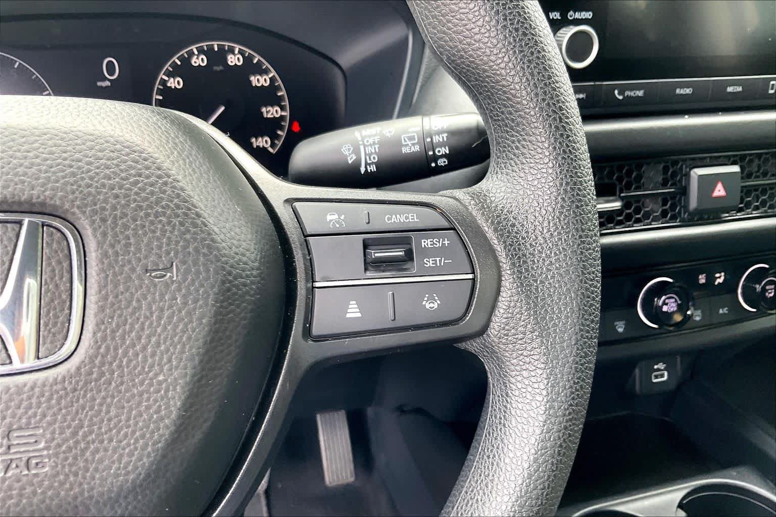 Used 2025 Honda HR-V LX image 24