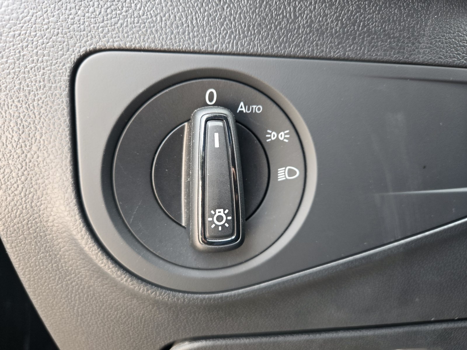 Used 2024 Volkswagen Tiguan S FWD image 16