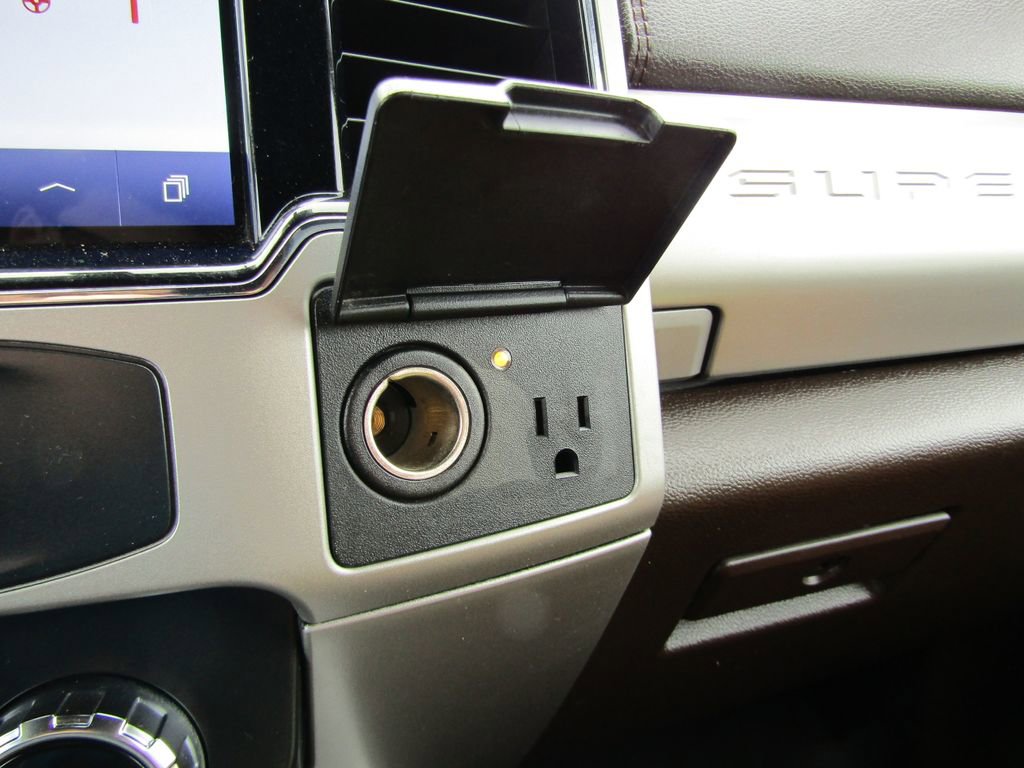 Used 2022 Ford F250 King Ranch w/ Chrome Package image 40