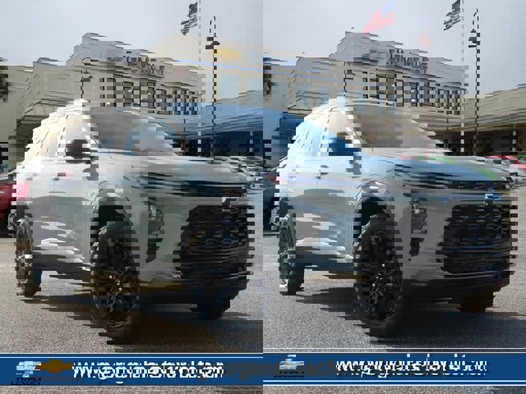 New 2025 Chevrolet Trax ACTIV w/ Driver Confidence Package