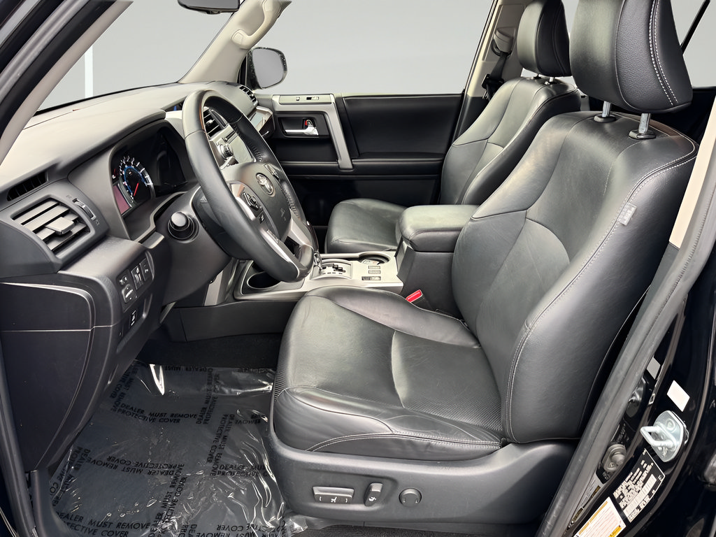 Used 2016 Toyota 4Runner Limited AWD/4WD image 10