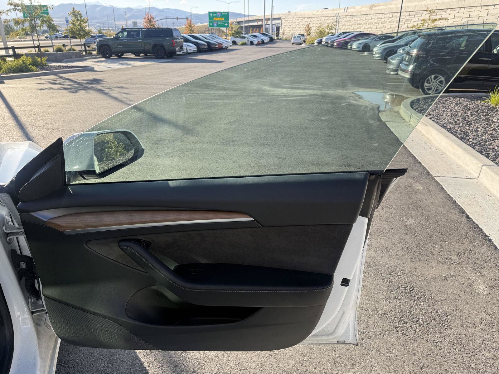 Used 2021 Tesla Model 3 Long Range AWD/4WD image 22