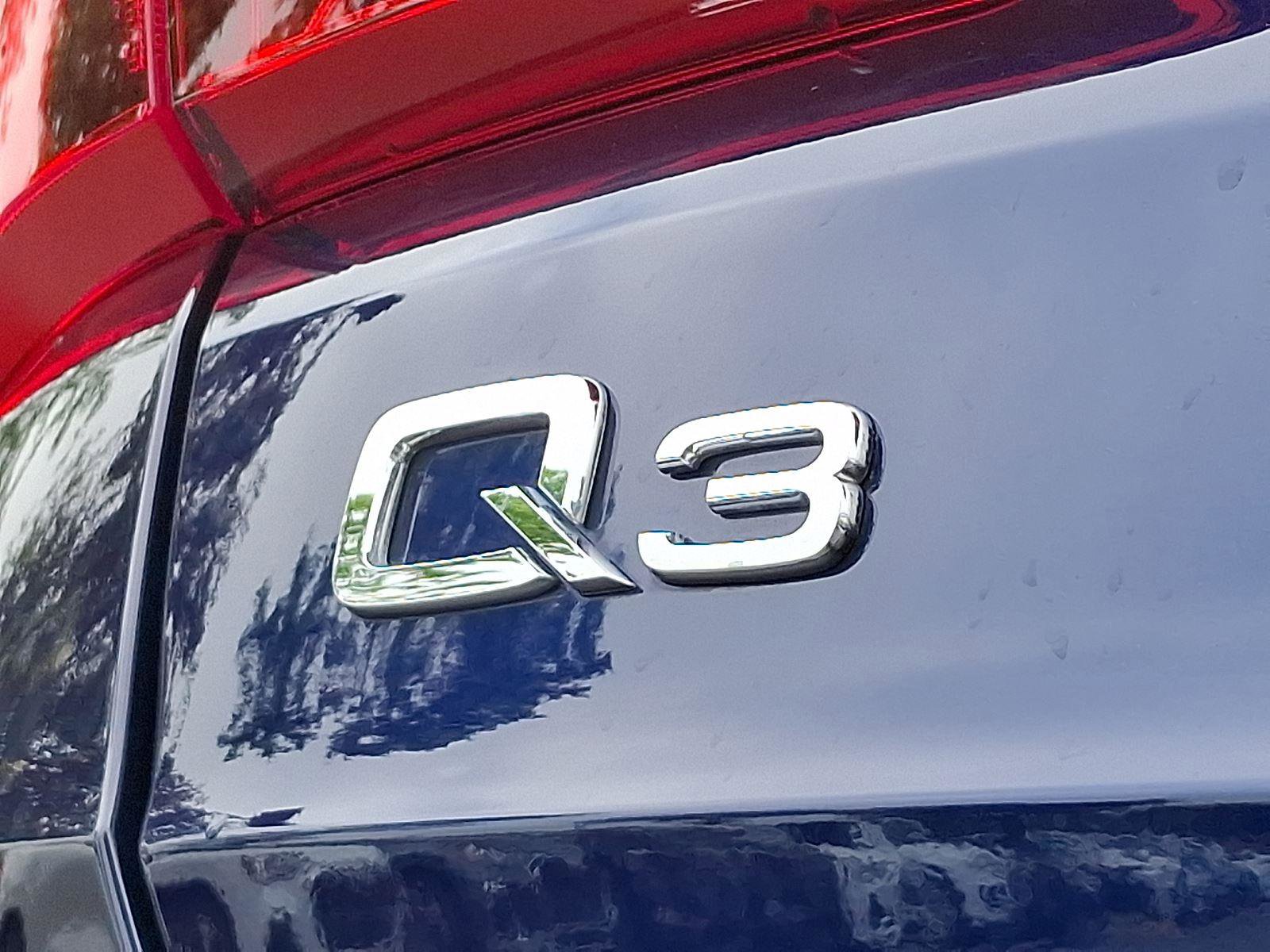 Certified 2025 Audi Q3 2.0T Premium Plus w/ Premium Plus Package AWD/4WD image 32