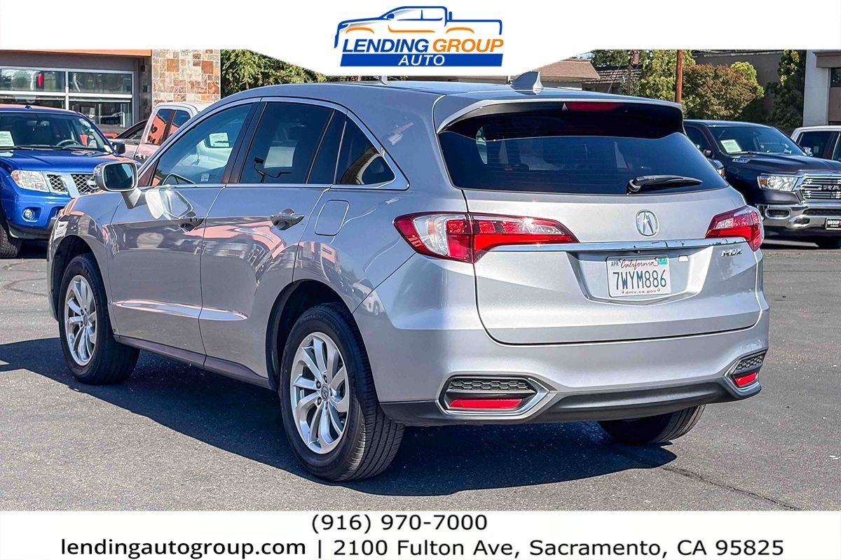 Used 2017 Acura RDX FWD w/ Technology Package image 2