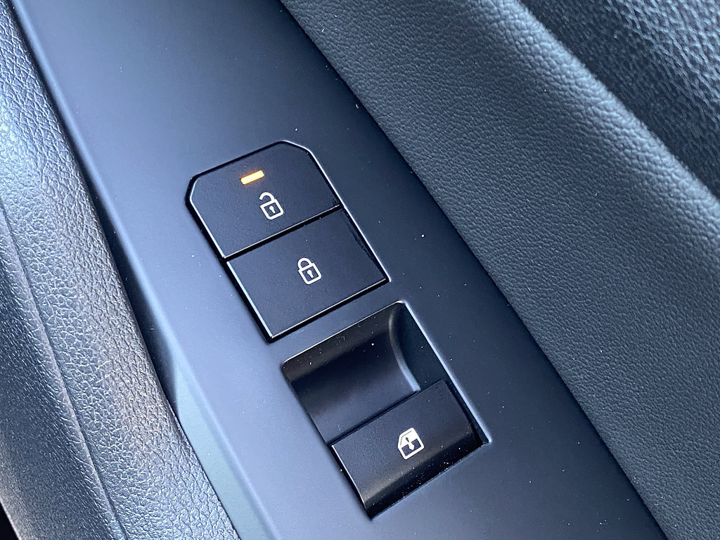 New 2026 Kia Sportage EX FWD image 24