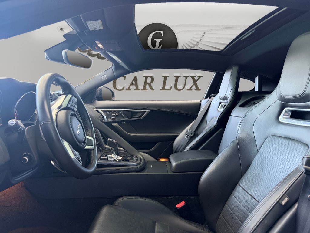 Used 2018 Jaguar F-TYPE R-Dynamic RWD image 13