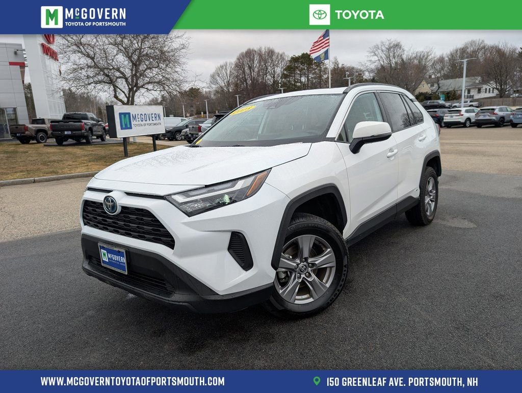 Used 2023 Toyota RAV4 XLE w/ Convenience Package AWD/4WD image 1