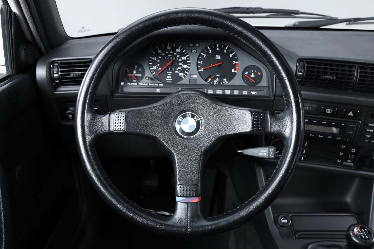 Used 1988 BMW M3 Coupe RWD image 47