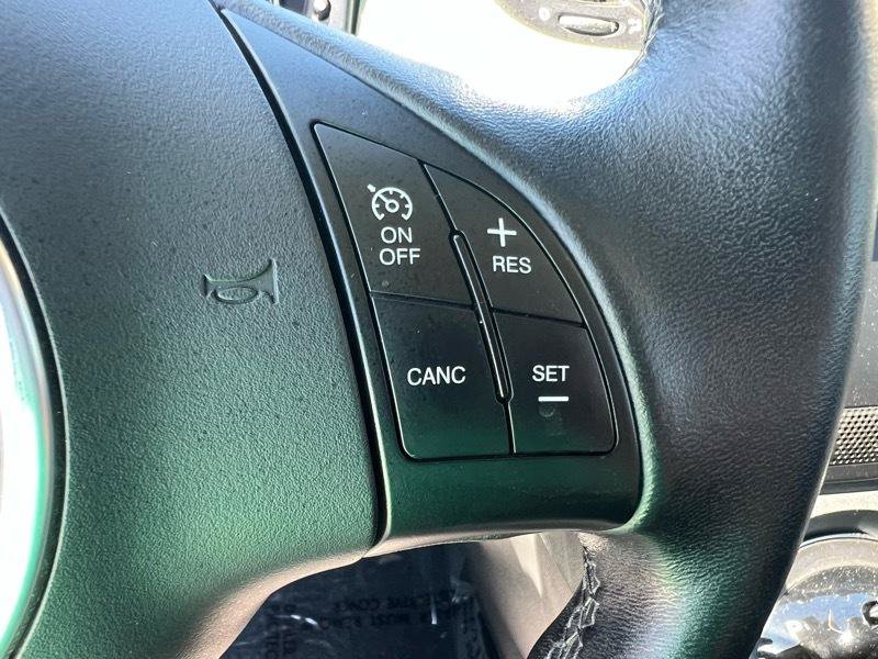 Used 2017 FIAT 500 Lounge FWD image 18