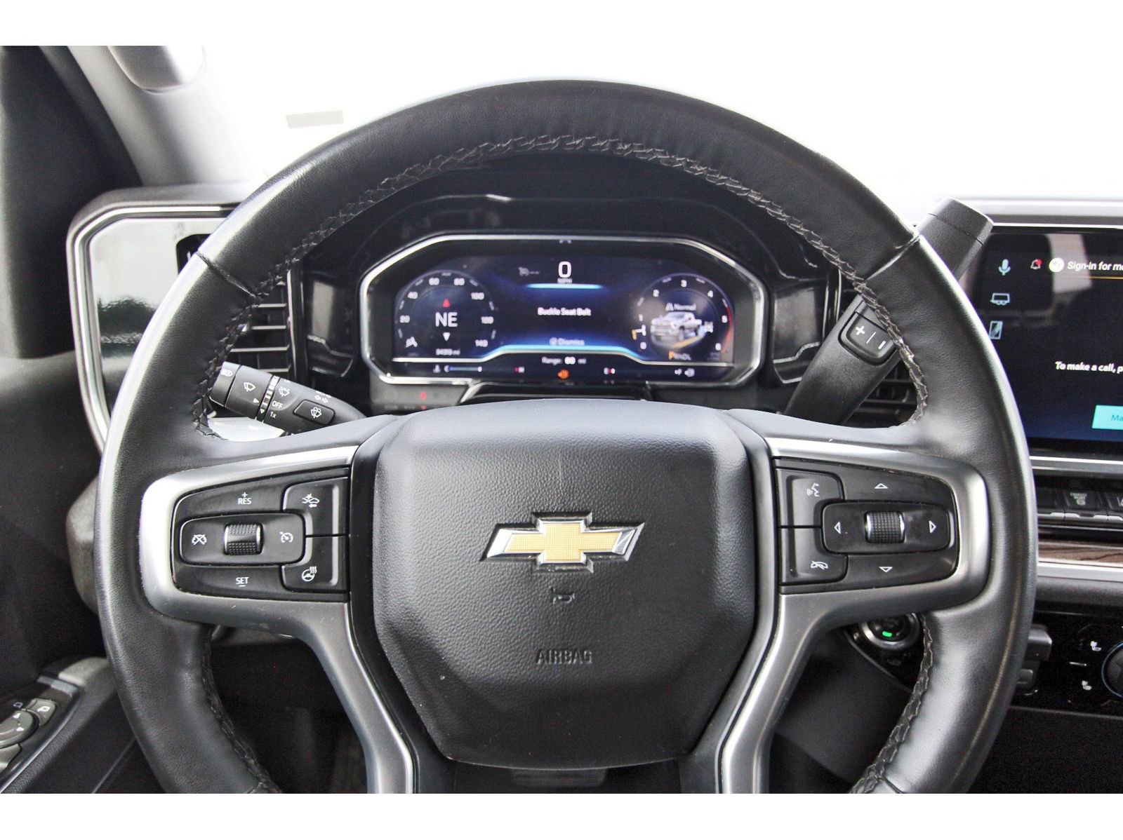 Used 2025 Chevrolet Silverado 2500 LT w/ Convenience Package image 17