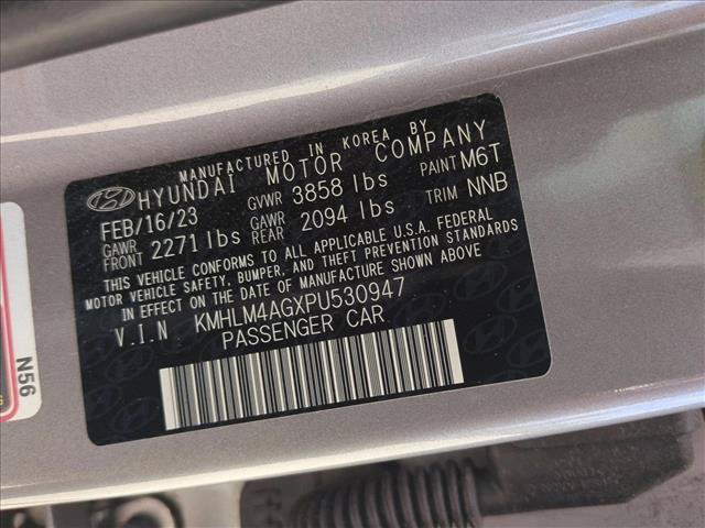 Used 2023 Hyundai Elantra SEL FWD image 15