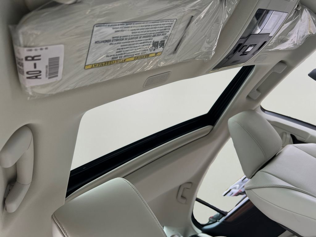 New 2025 Lexus ES 300h w/ Premium Package image 9