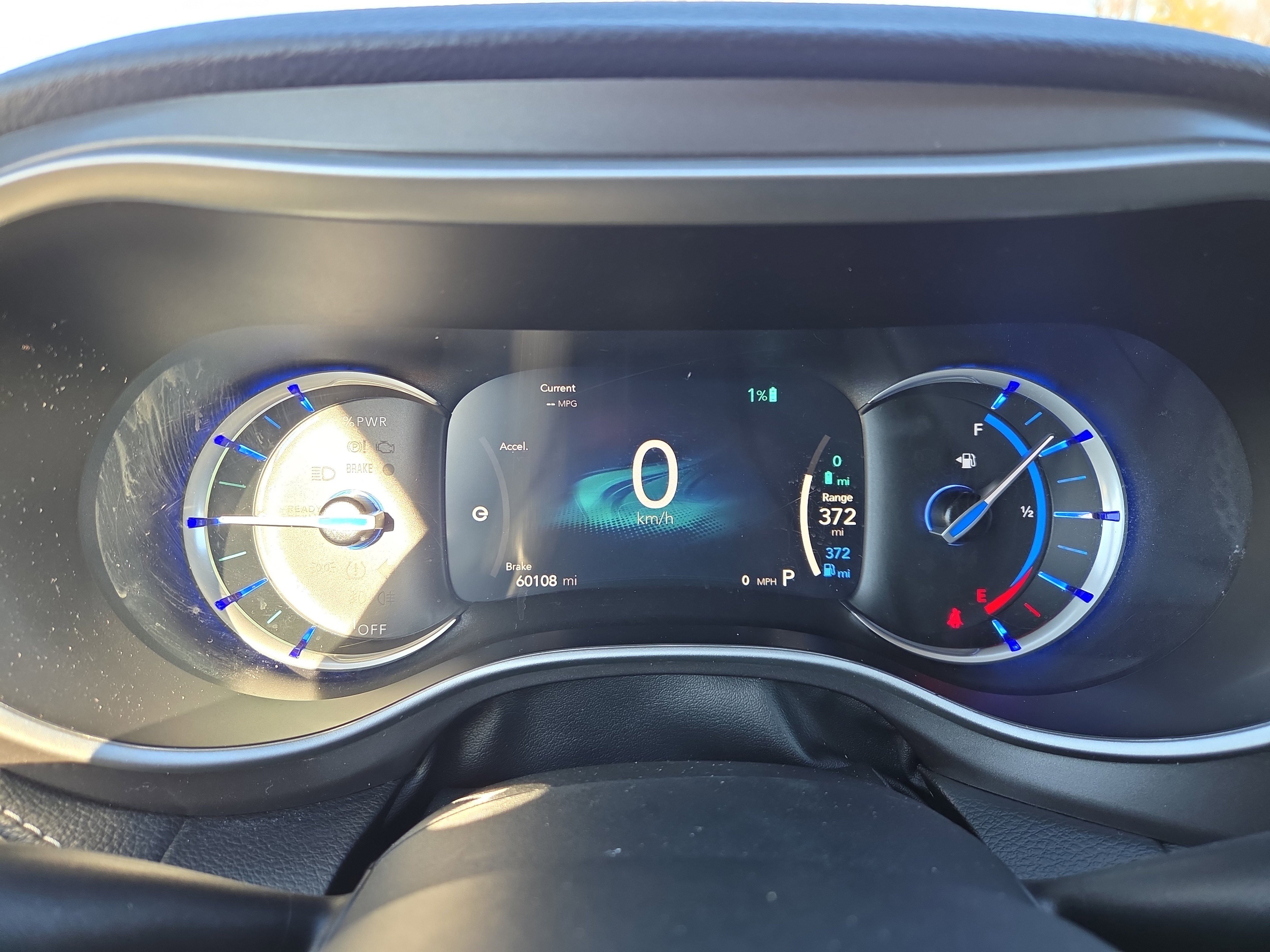 Used 2024 Chrysler Pacifica Select image 14