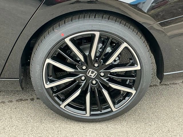 New 2026 Honda Accord Touring image 5