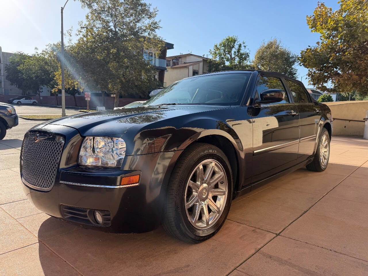 Used 2006 Chrysler 300 Touring image 2