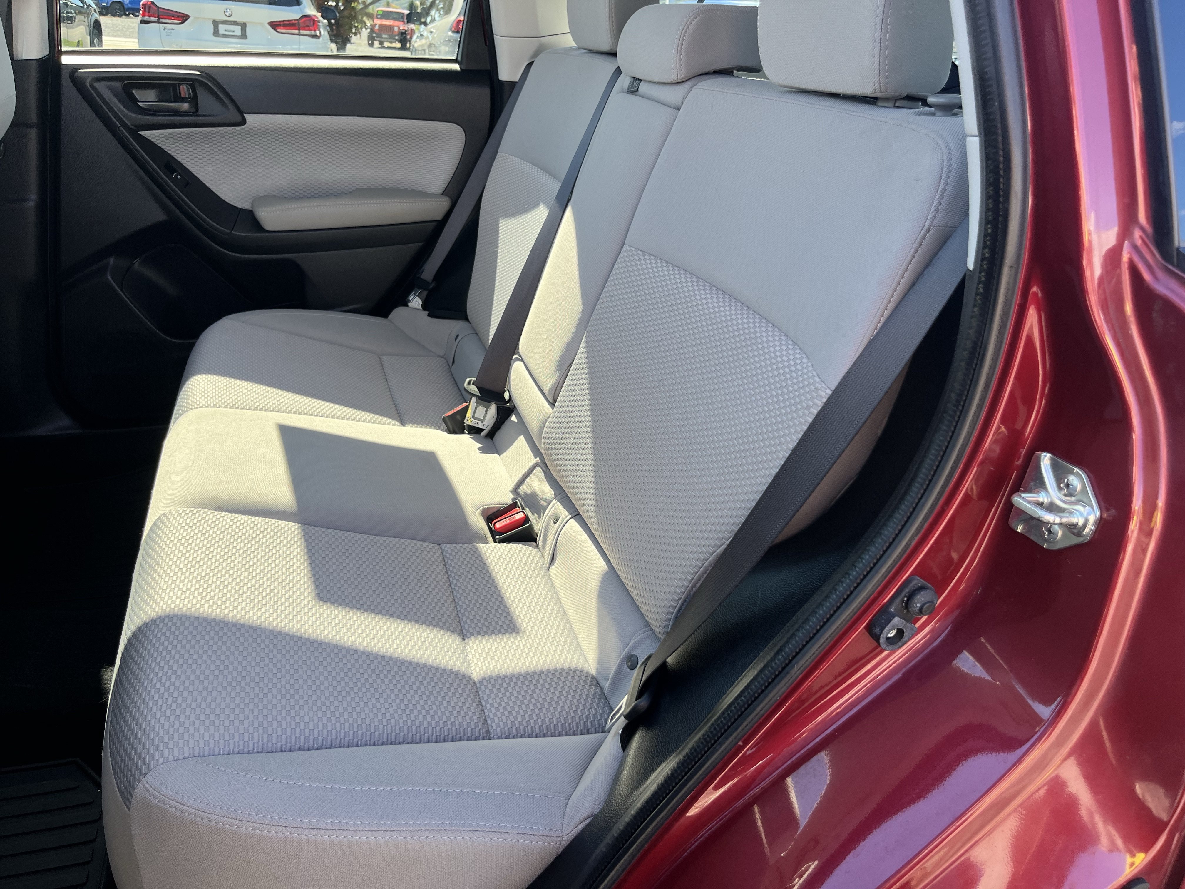 Used 2018 Subaru Forester 2.5i Premium w/ Protection Package #1 AWD/4WD image 17