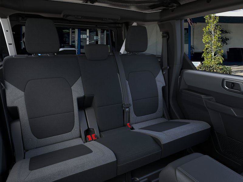 New 2025 Ford Bronco 4-Door AWD/4WD image 11
