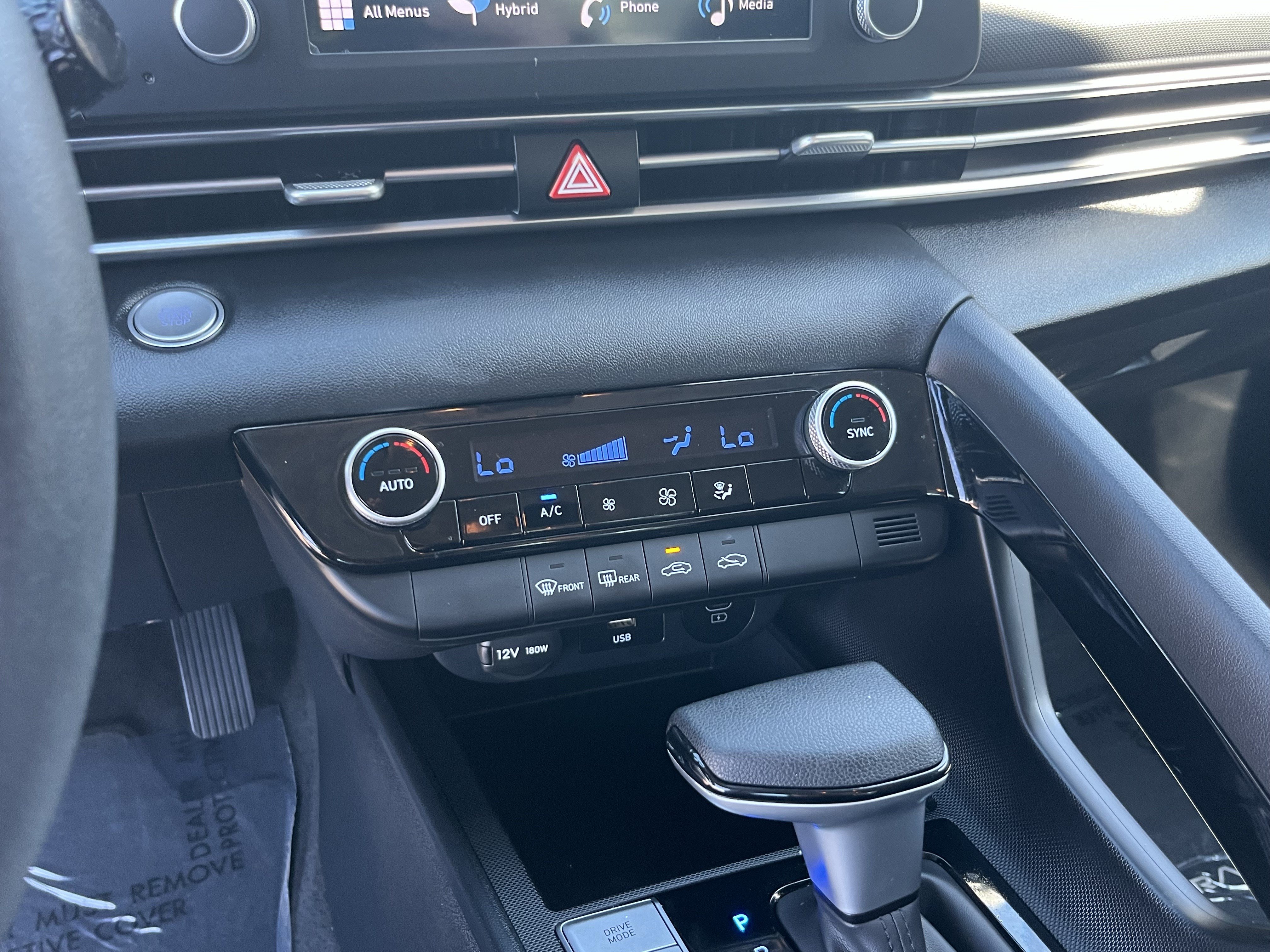 Certified 2025 Hyundai Elantra Hybrid FWD image 22