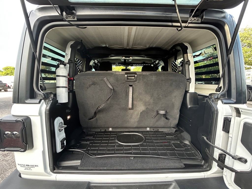 Used 2022 Jeep Wrangler Sport AWD/4WD image 27