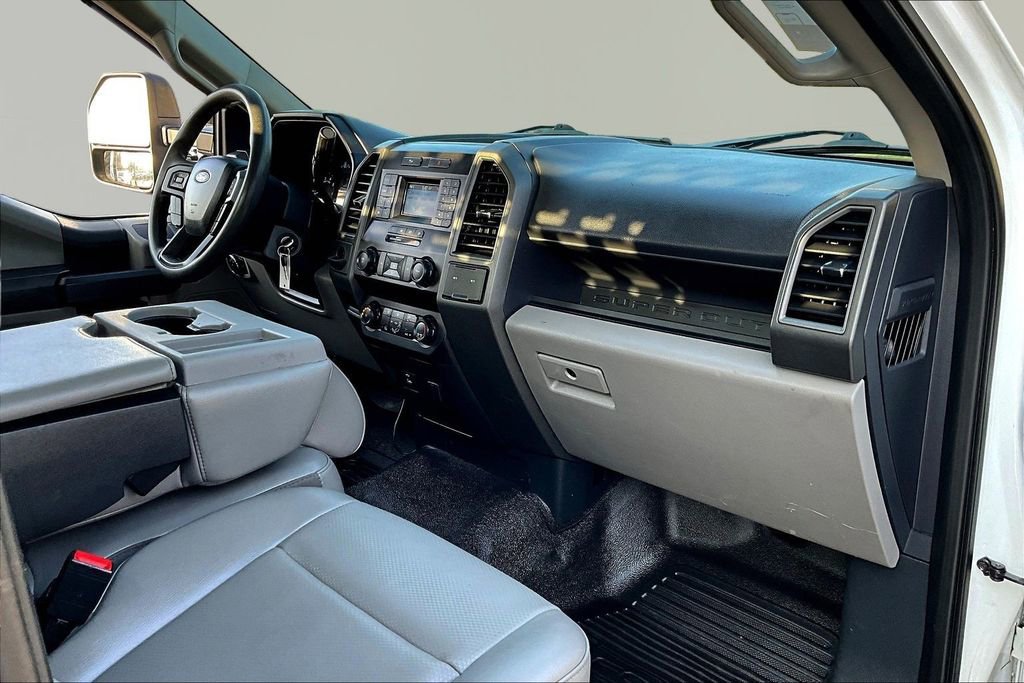 Used 2022 Ford F350 XL w/ Power Equipment Group image 22