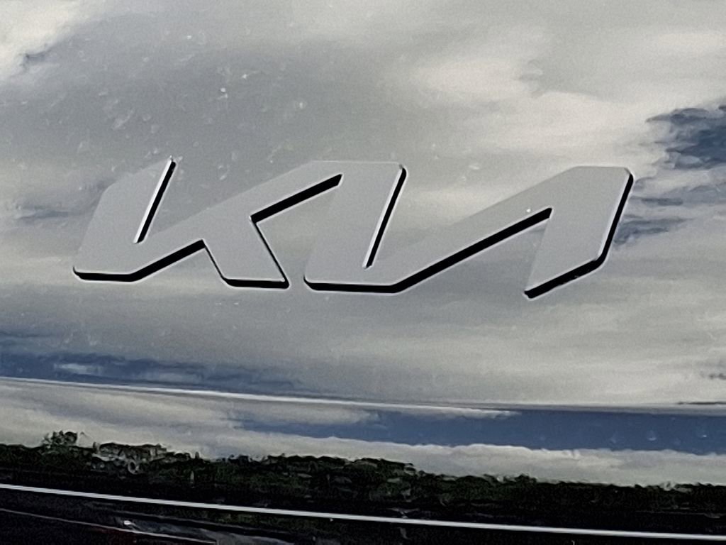 New 2026 Kia Carnival SX w/ SX Dark Edition Package image 21