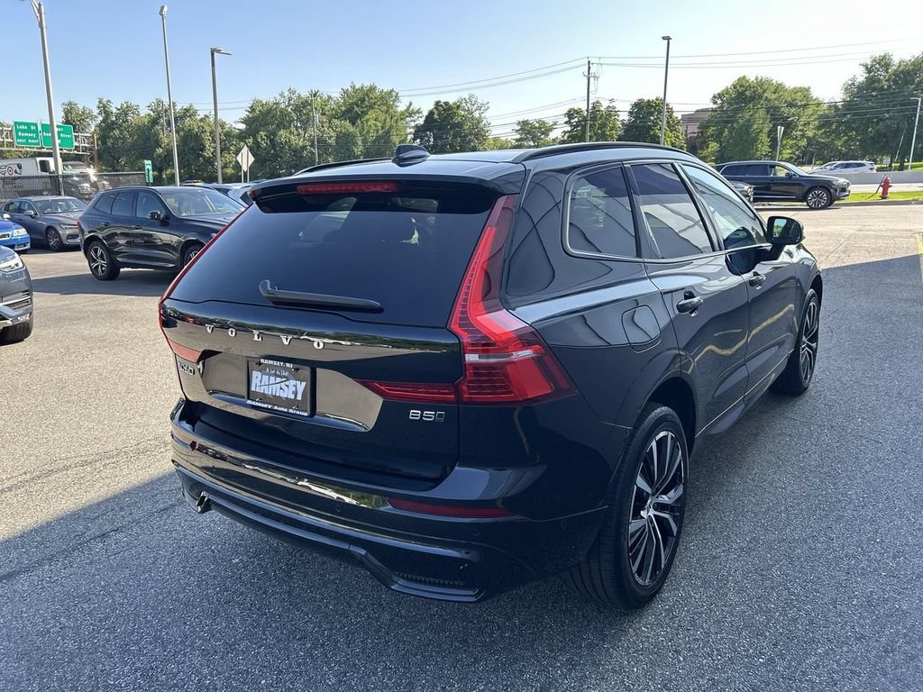 Certified 2024 Volvo XC60 B5 Plus w/ Climate Package AWD/4WD image 8