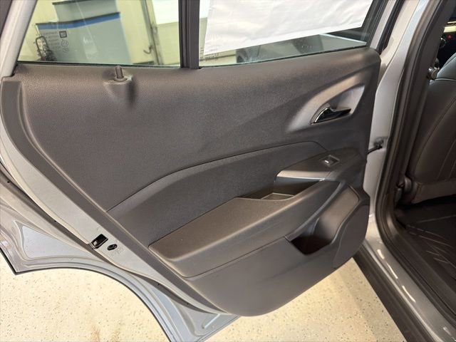 New 2026 Chevrolet Trax LT w/ Driver Confidence Package FWD image 40