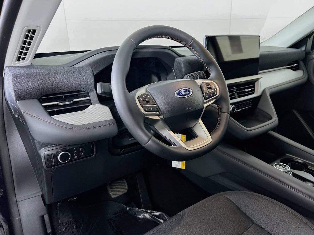 New 2026 Ford Explorer Active AWD/4WD image 3